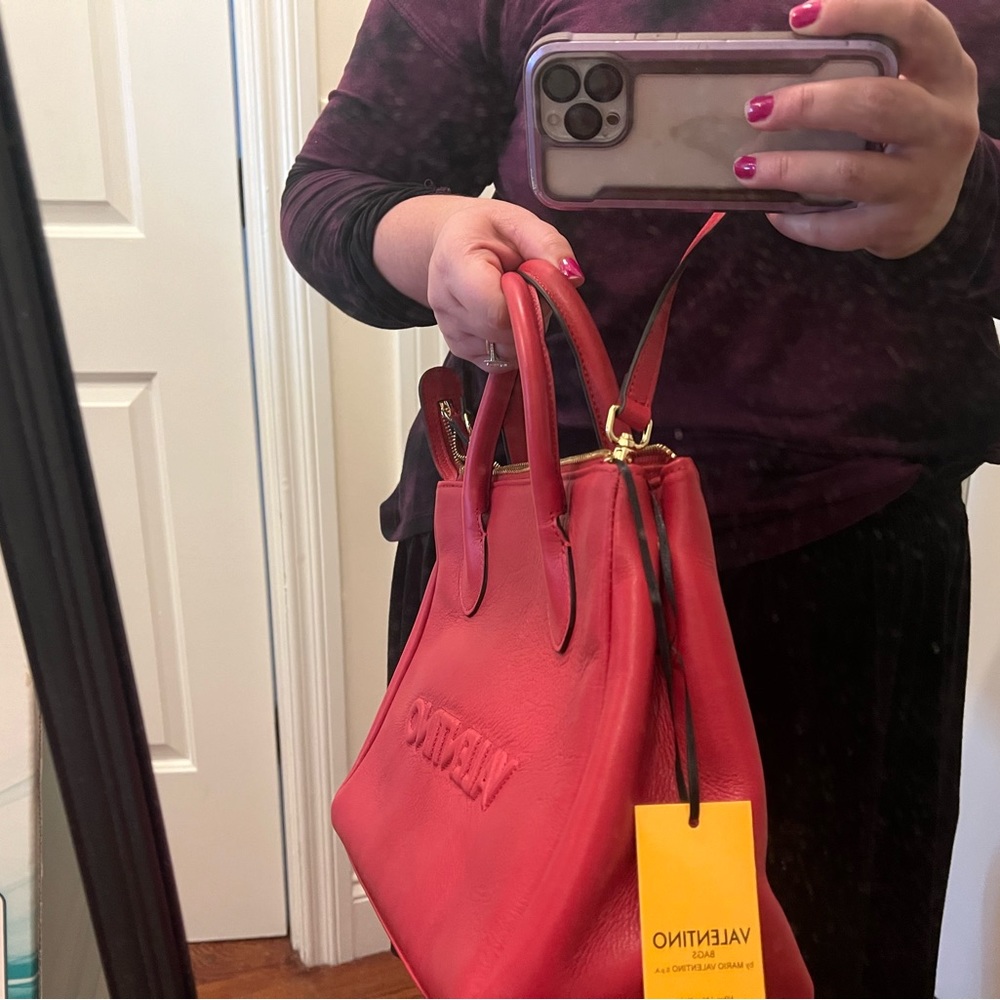 Brand new Valentino handbag! With tags - Picture 8 of 9